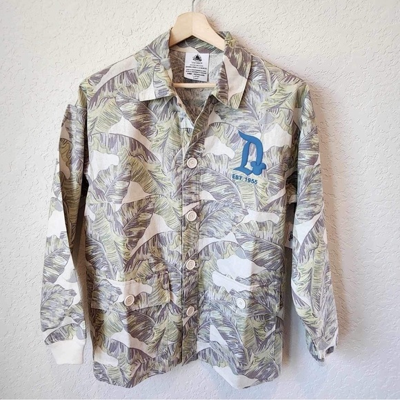 Disney Spirit Jersey Button Down Tropical Shirt Size Small - Picture 2 of 7